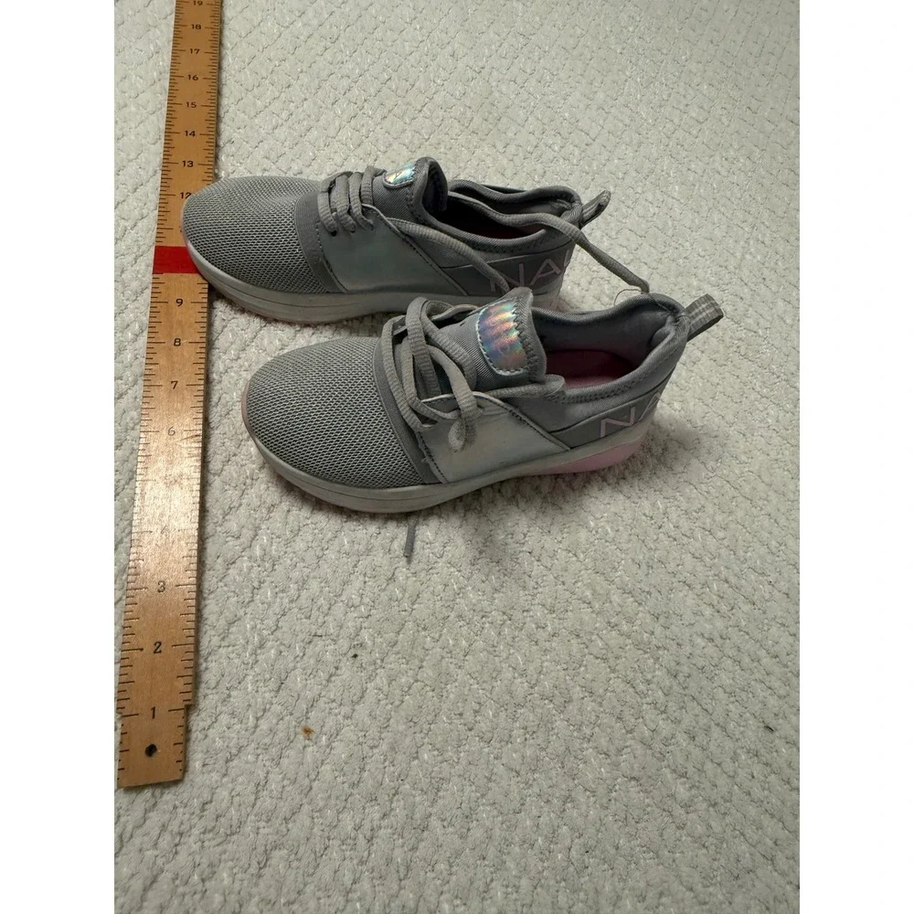 New balance girls shoes